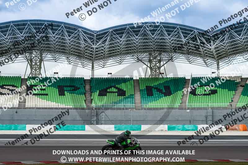 Sepang;event digital images;motorbikes;no limits;peter wileman photography;trackday;trackday digital images